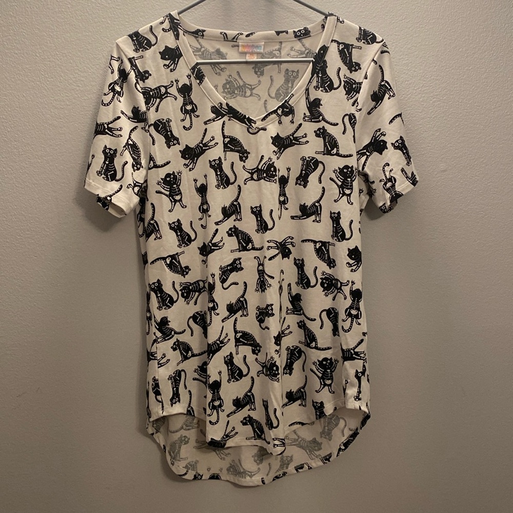 Skeleton Cat Graphic Tee